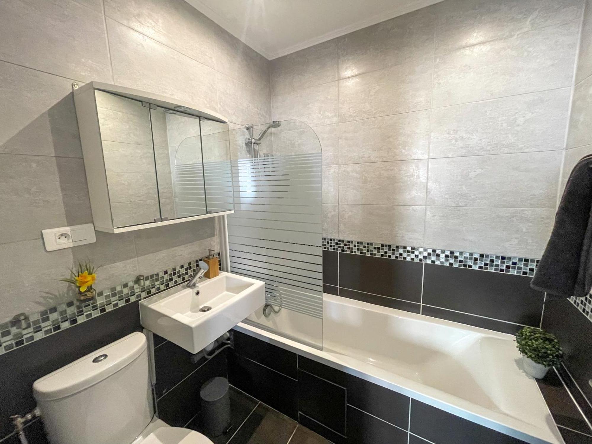 Superbe Appartement-Sauna-Cinema-Parking-Gare Amiens Zewnętrze zdjęcie